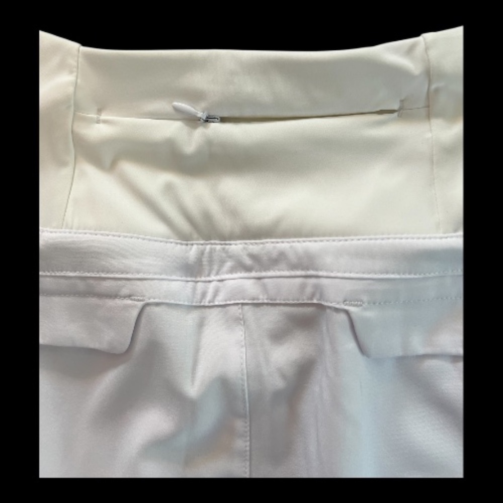 🆕 NWOT women’s white athletic skort with zip pockets | size XL - Picture 6 of 7